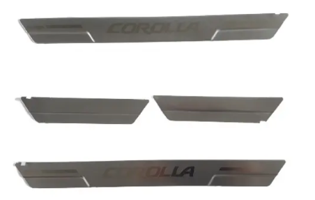 PLATINA DE ALUMINIO PANEL PUERTA COROLLA SEG 2020-2021